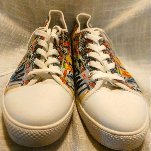 "Flight Attendant " low top sneakers - Picture 2 of 7